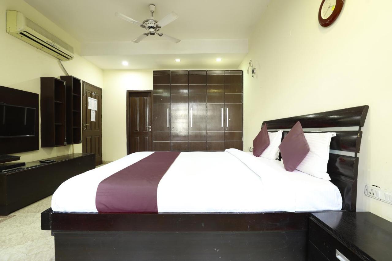 Hotel Livia Residency New Delhi Exterior photo